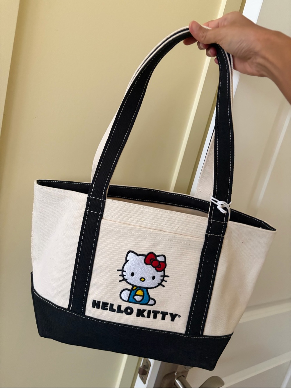 Baggu Hello Kitty Canvas tote bag
